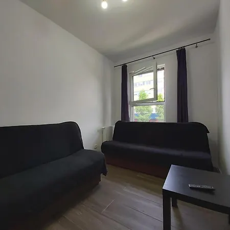 1140 Wloscianska 5 - Tanie Pokoje W Apartamencie - Samodzielne Zameldowanie - Self Check In Poznan Exterior photo
